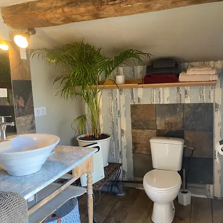 La Bergerie בית הארחה Ludesse